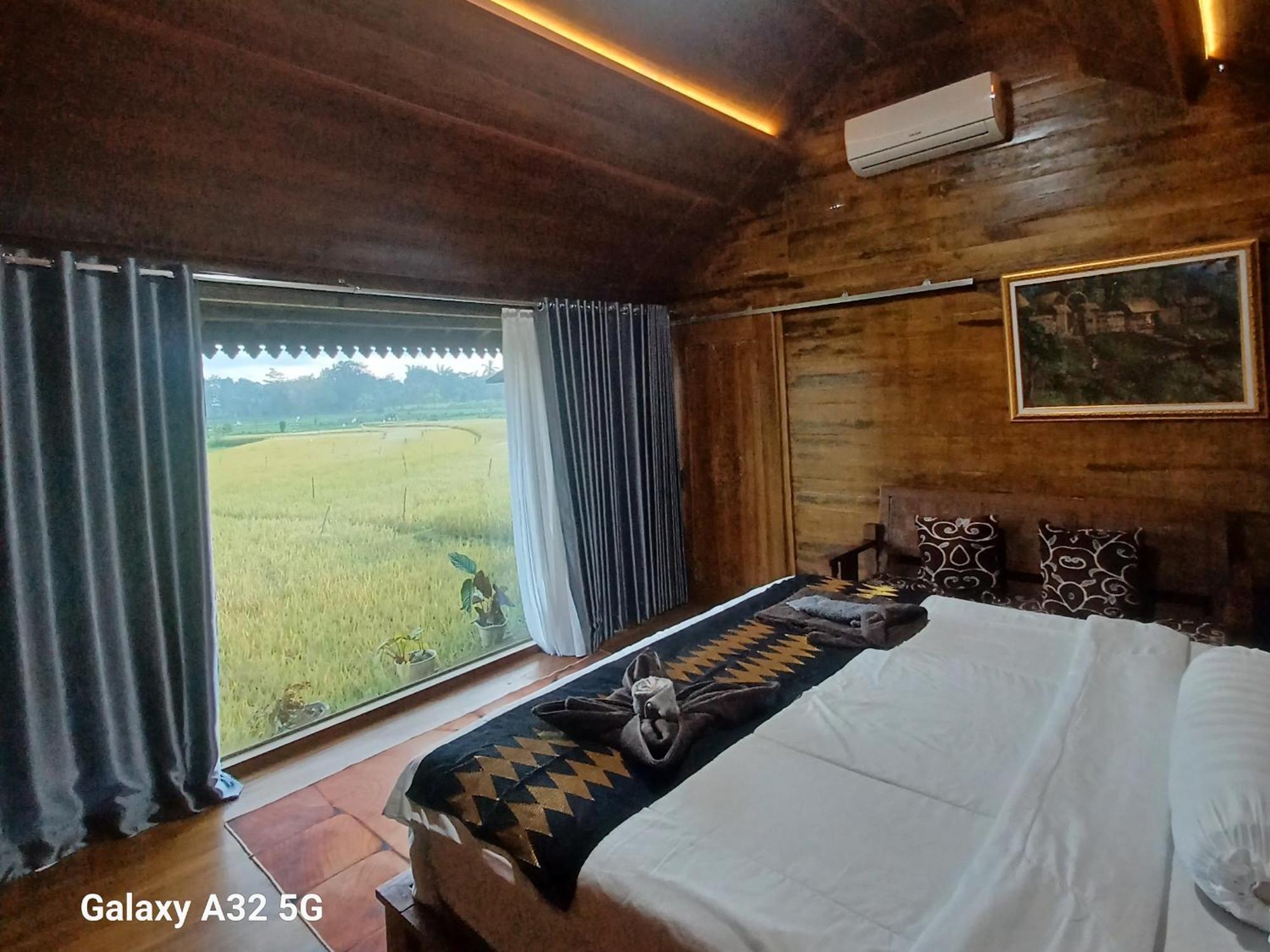 Bujak Permai Villa Matahari Lombok Ntb 普拉亚 外观 照片